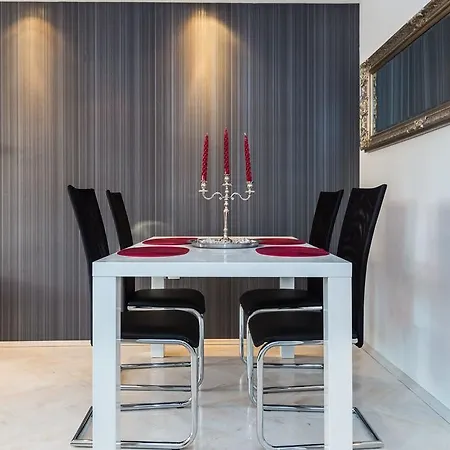 Apartments Elizabeth Biograd Na Moru Room photo