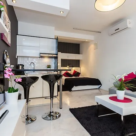 Apartments Elizabeth Biograd Na Moru Room photo