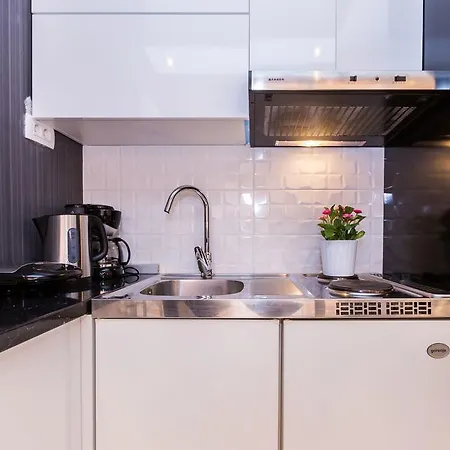 Apartments Elizabeth Biograd Na Moru Exterior photo