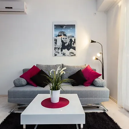 Apartments Elizabeth Biograd Na Moru Exterior photo